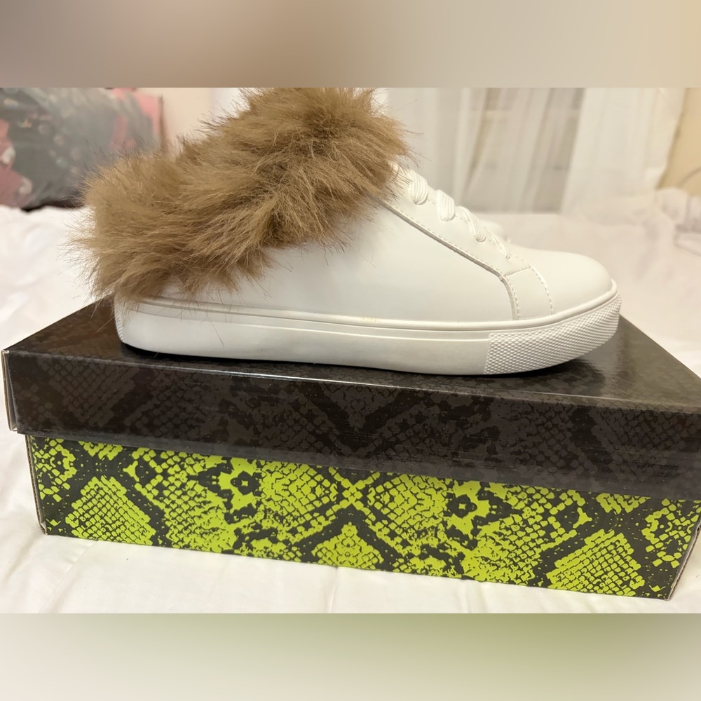 Cape Robbin White Sneakers with Brown Fur Trim